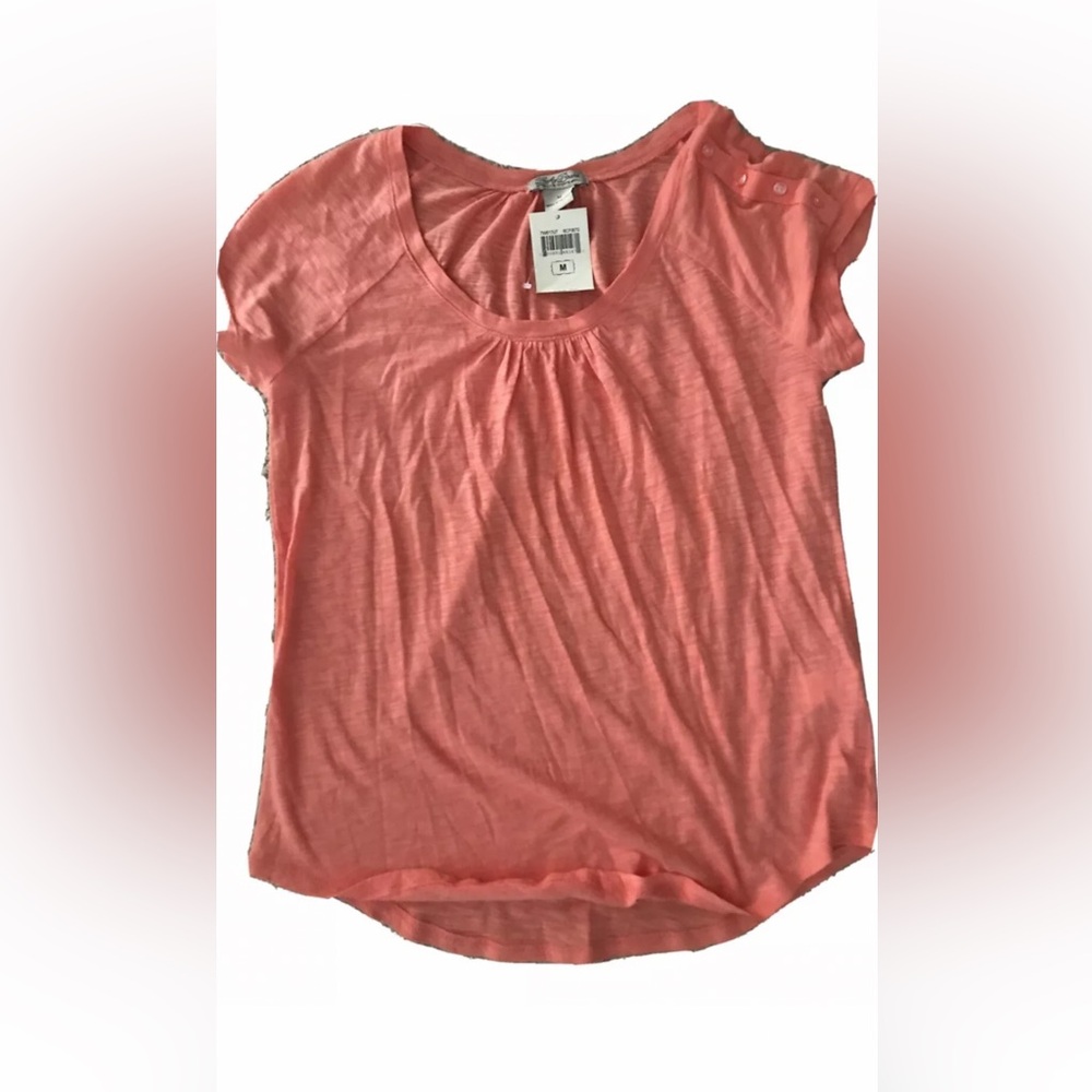 MWT $40 Lucky Brand top t shirt scoop neck medium